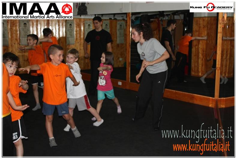 www.kungfuitalia.it accademia di kung fu academy caserta di Sifu Salvatore Mezzone scuola IMAA wing tjun chun tsun difesa personale festa bambini chi (39)